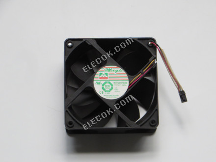 Magic MGT12012YB-R38 12V 0.80A 3 vezeték Hűtőventilátor 
