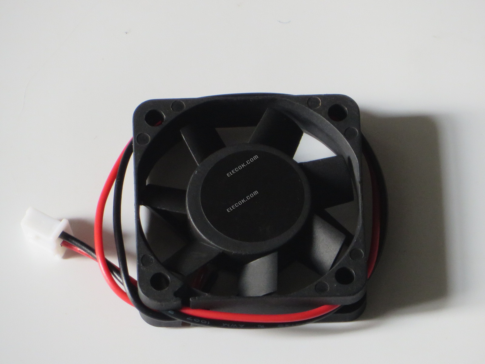 SUNON MF40102VX-Q00U-A9D 24V 1,44W 2 vodiče Chladicí Ventilátor s bílá konektor, repasovaný 