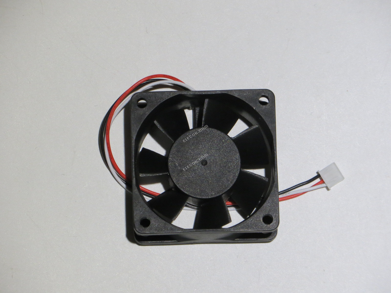 ADDA AD0612HB-A73GL 12V 0,23A 3 vodiče Chladicí Ventilátor 