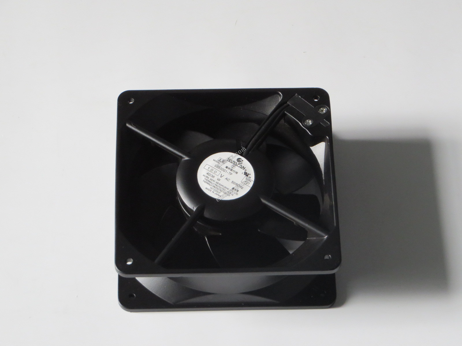 IKURA VENTILáTOR U6500G1-TP 100V 40/36W Chladicí Ventilátor Repasovaný 