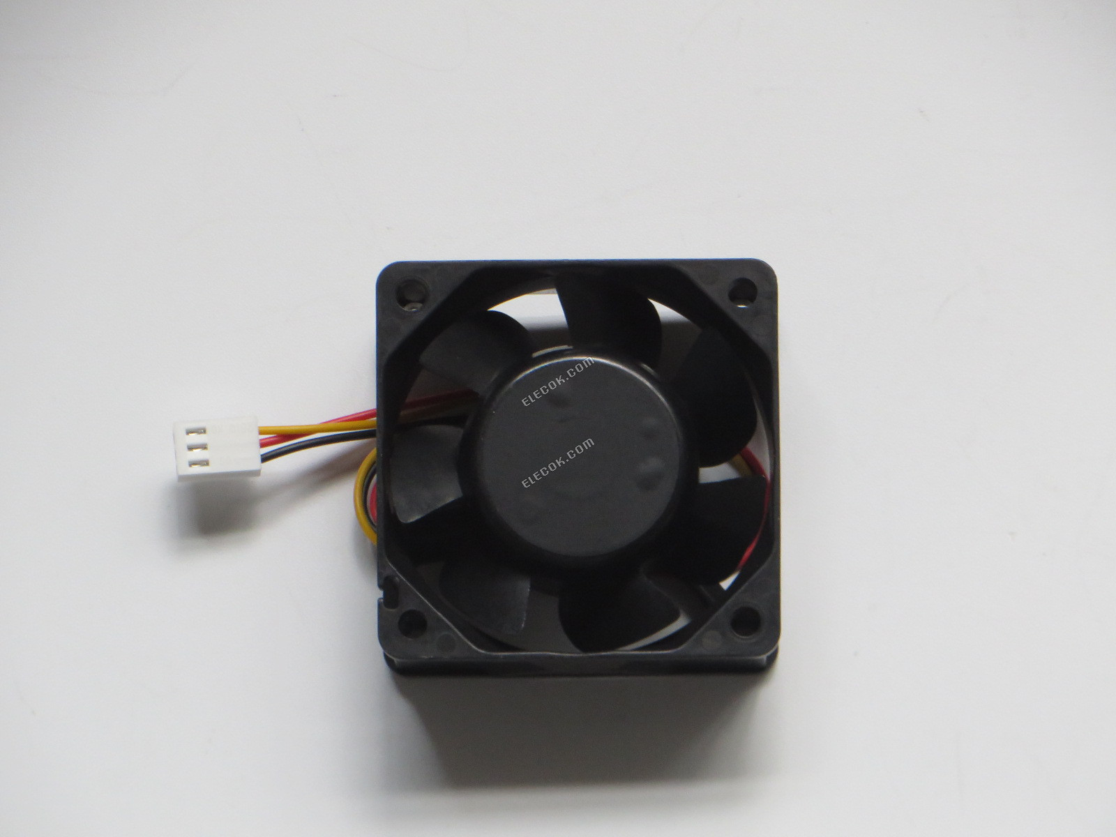Sanyo 109R0612H4D22 12V 0,11A 3 vodiče Chladicí Ventilátor 