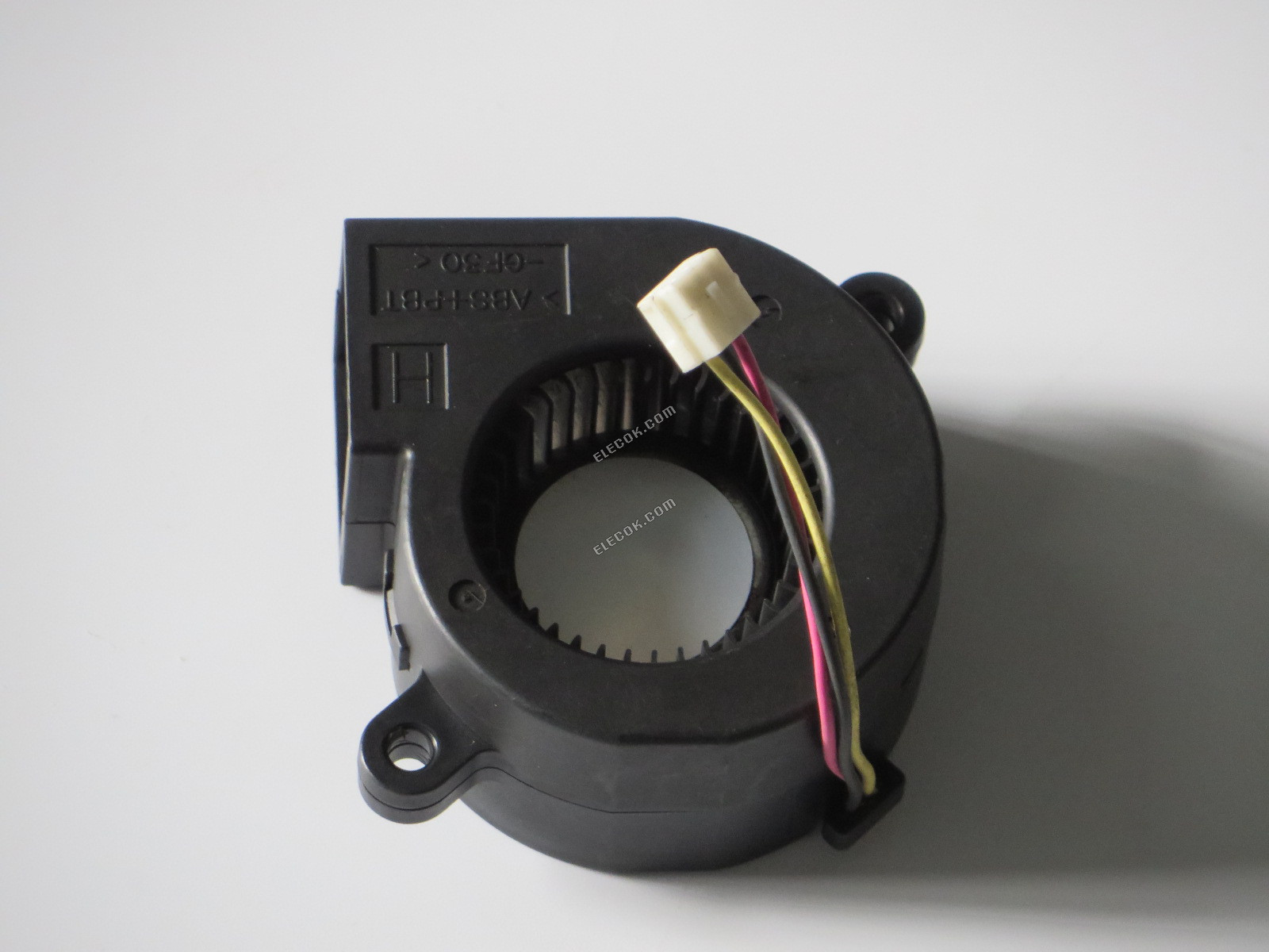 SERVO E0525H12B7AS-16 12V 0,23A 3 vezeték Hűtőventilátor 