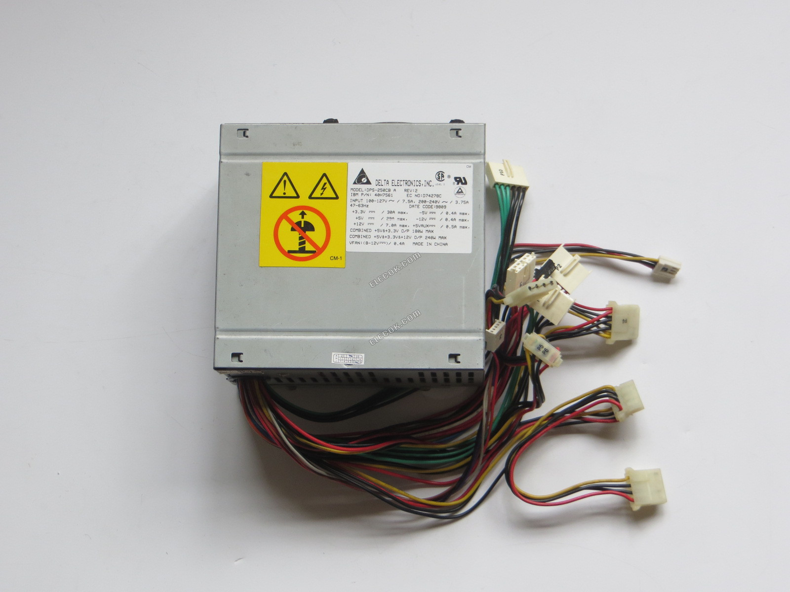 Delta Electronics DPS-250CB Server - Napájecí Zdroj 250W, DPS-250CB A, Použitý 