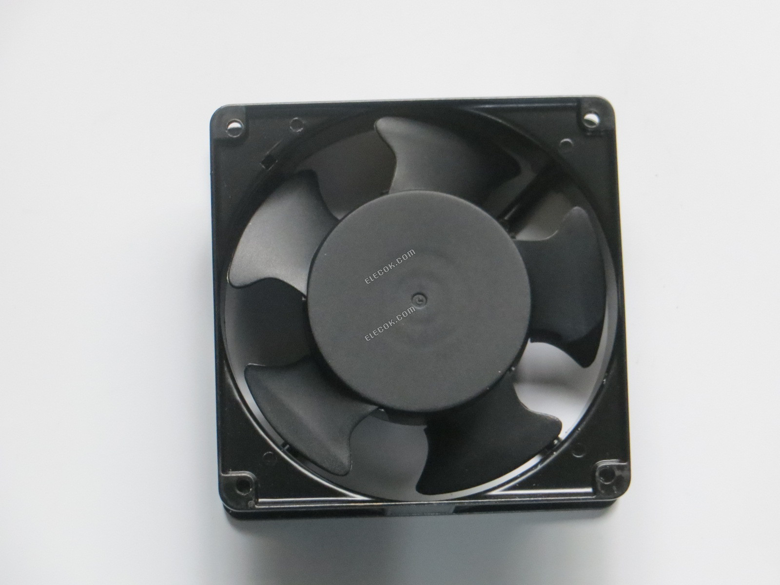 Costech A12B23HTS W00 230V 20/18W Hűtőventilátor aljzatos csatlakozással 