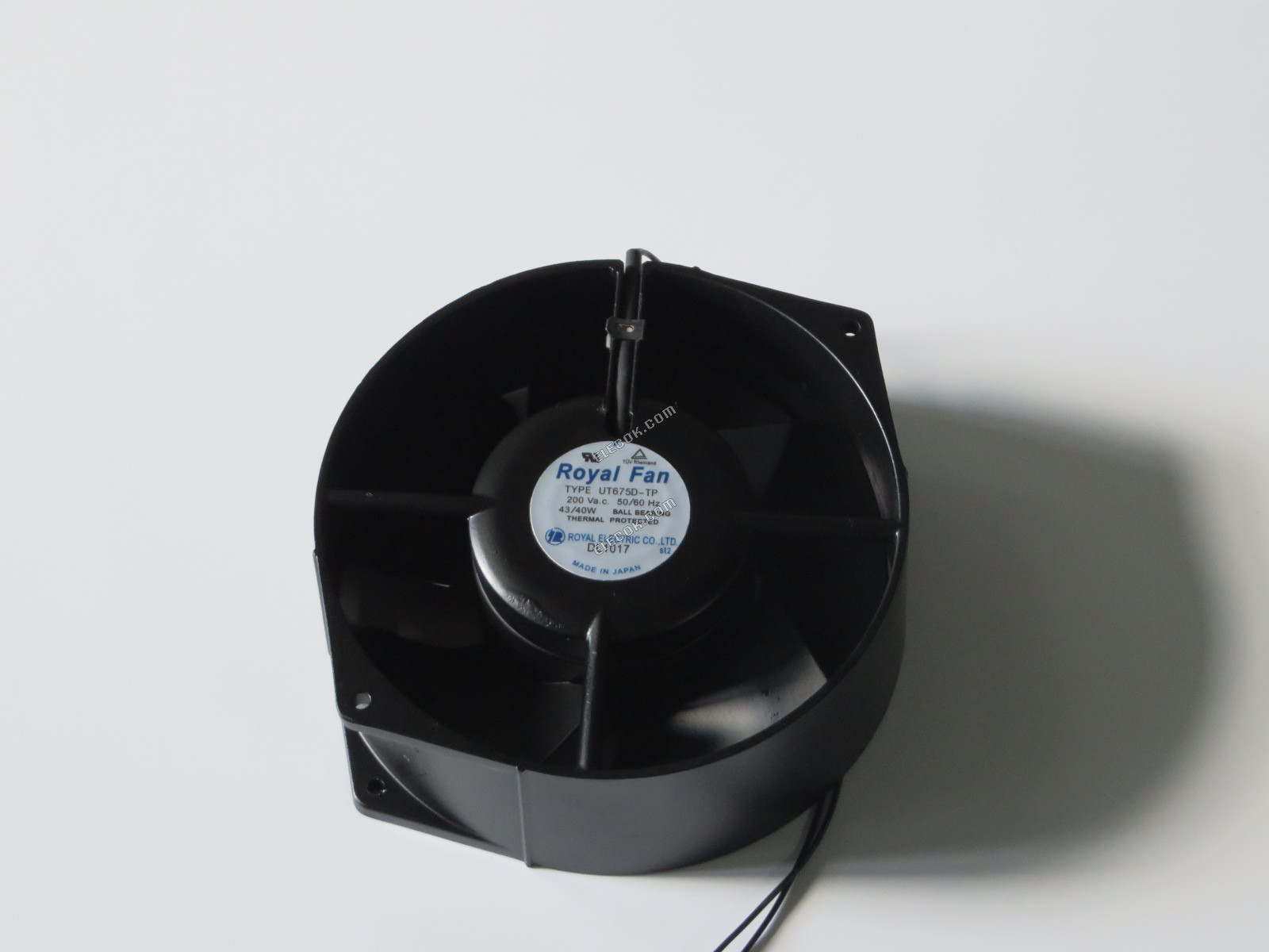 ROYAL VENTILáTOR TYP UT675D-TP 200V 43/40W 2 vodiče Chladicí Ventilátor 