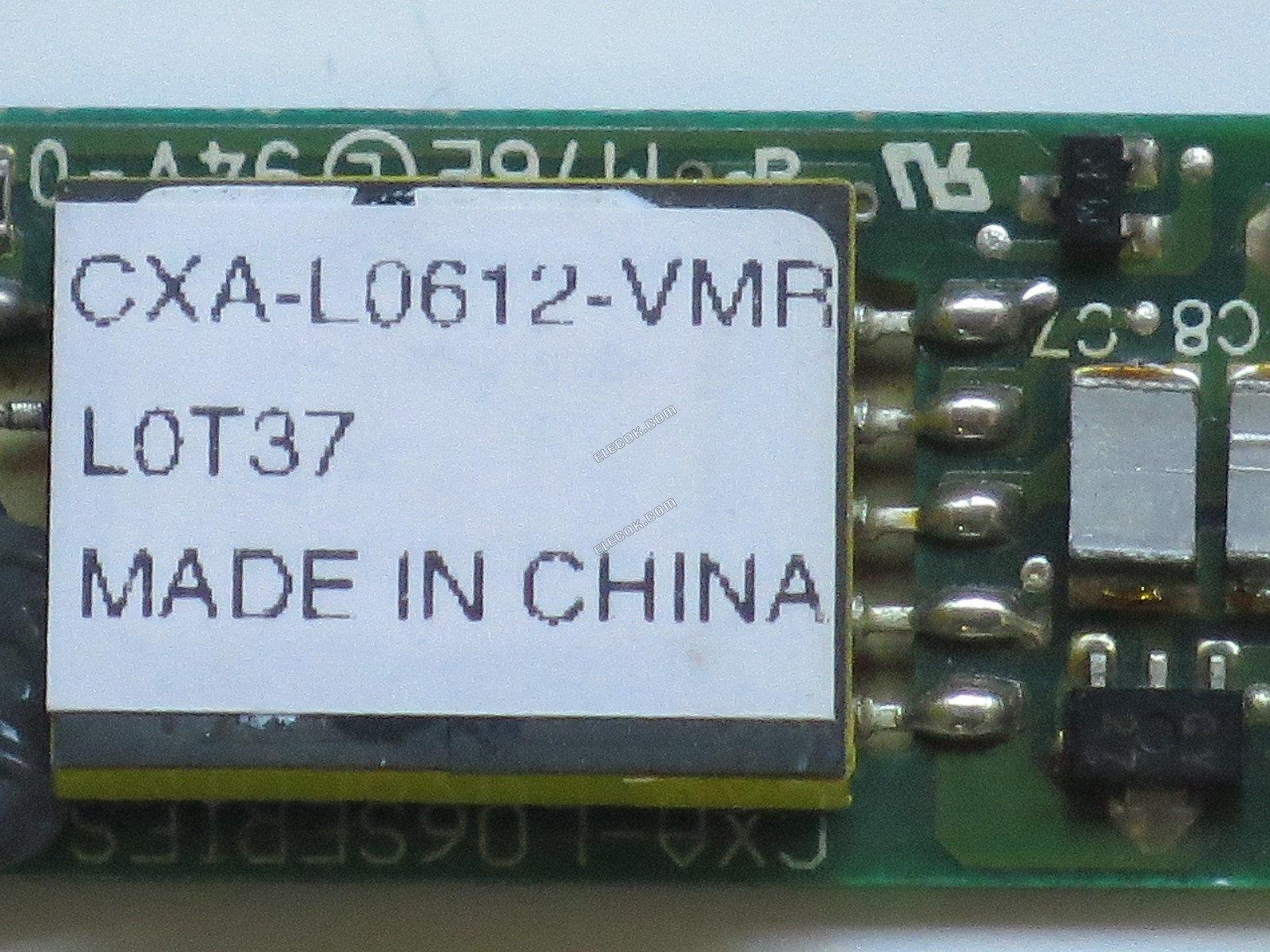 MěNIč TDK CXA-L0612-VMR 