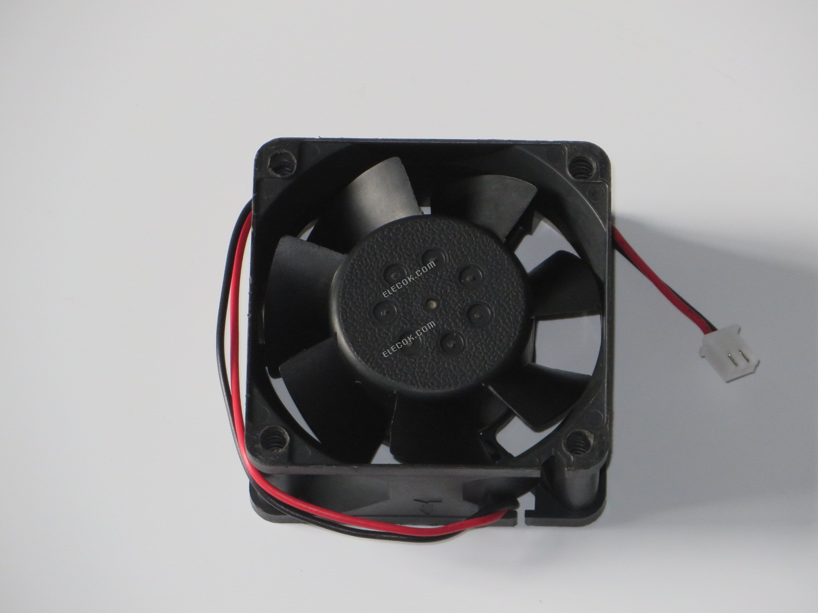 NMB 2410ML-05W-B50 24V 0,13A 2 vodiče Chladicí Ventilátor, repasovaný 