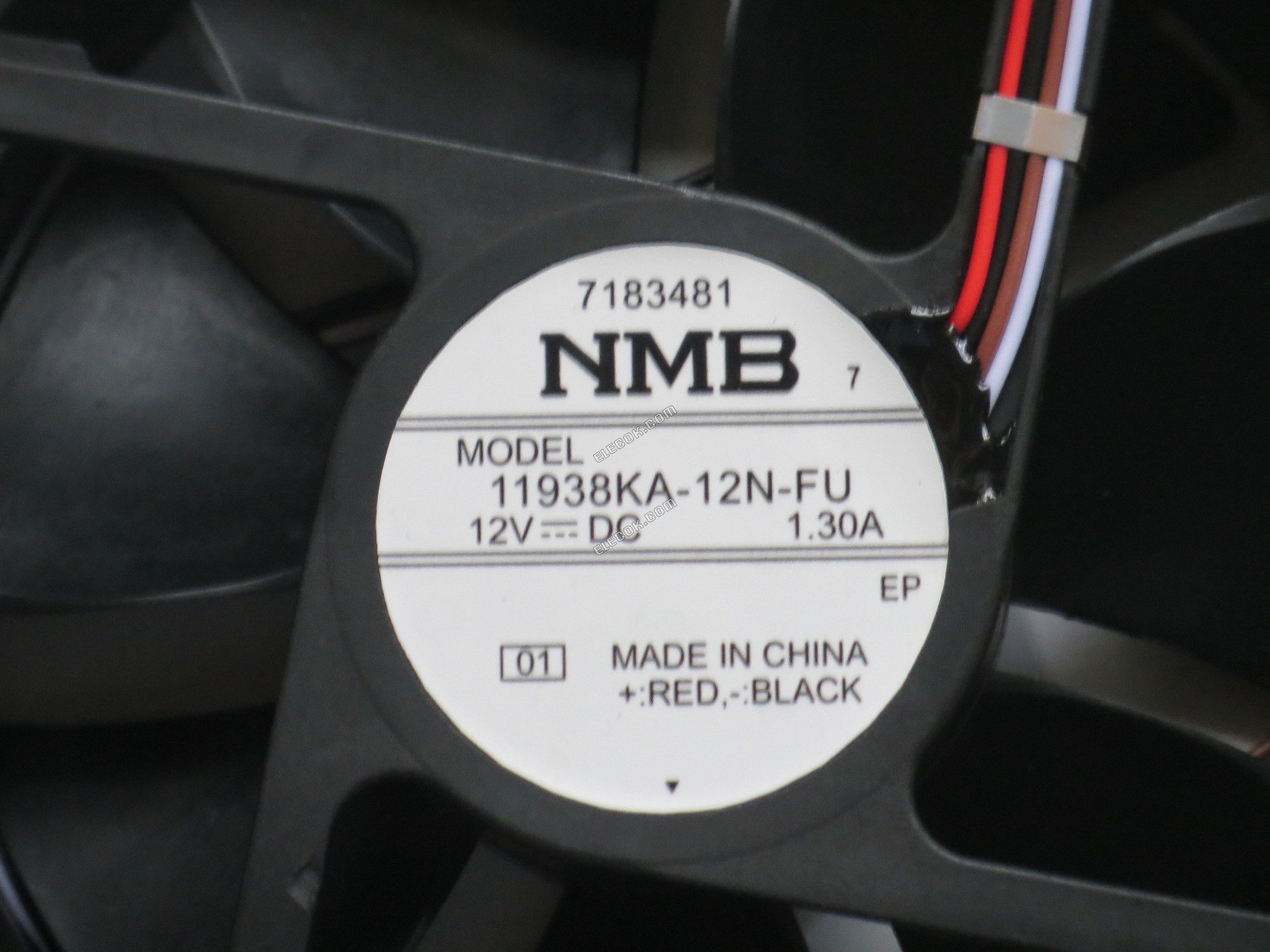 11938KA-12N-FU 12V 1.30A NMB 4 vodiče 