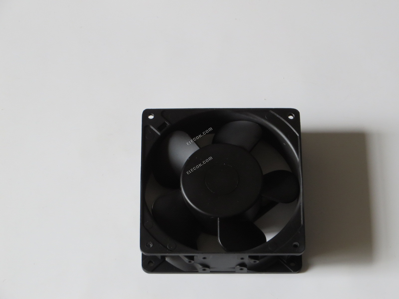 NMB 4715MS-20T-B5A 200V Hűtőventilátor 