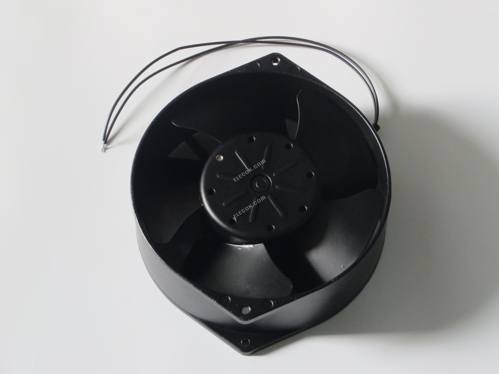 Royal UT670D-TP 100V 43/40W 2 vodiče chladicí ventilátor, repasovaný 