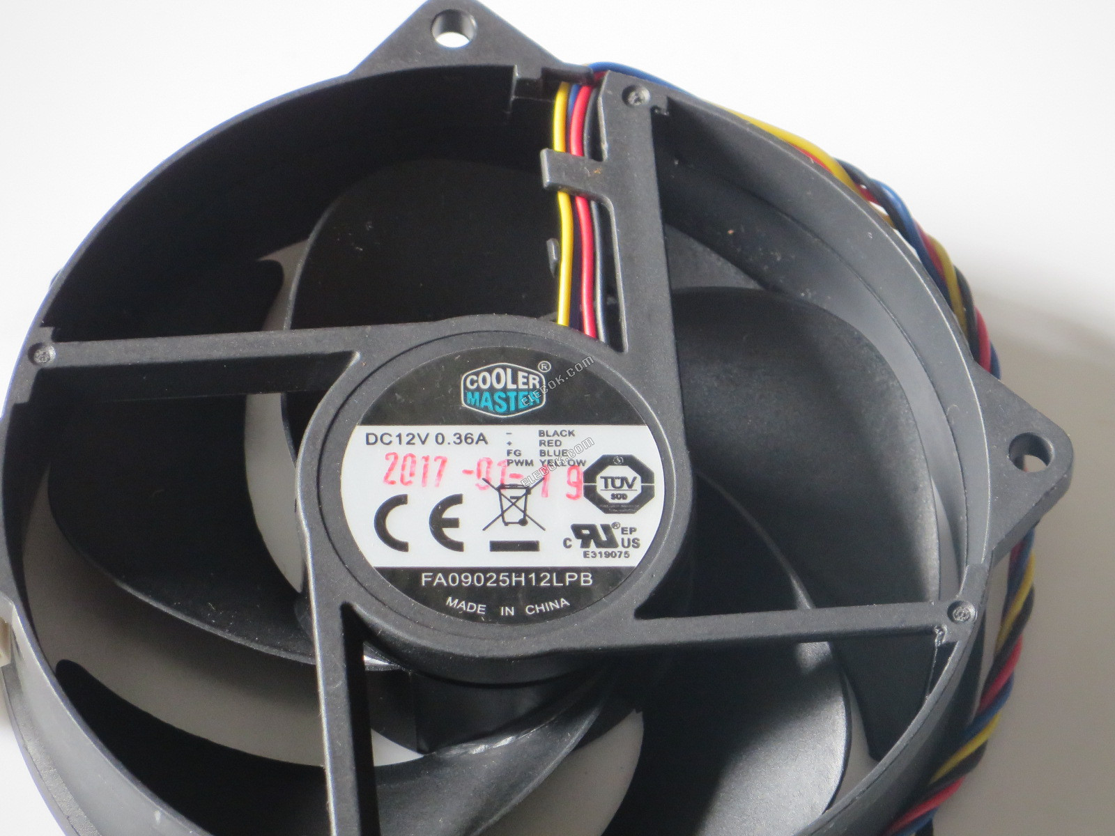 COOLER MASTER FA09025H12LPB 12V 0,36A 4 vodiče Chladicí Ventilátor 