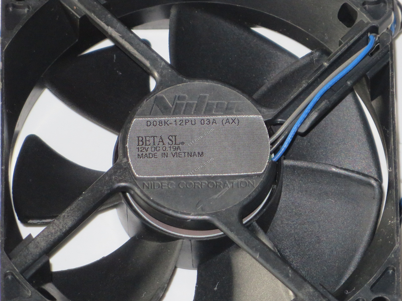 Nidec D08K-12PU 03A AX 12V 0,19A Hűtőventilátor 