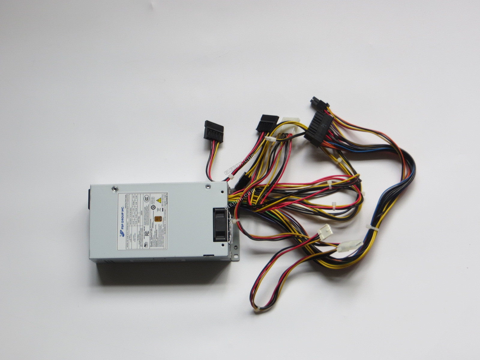 FSP FSP250-50LC 250W IPC Napájecí Zdroj Pro Servery, 150mm*81mm*40.5 mm 