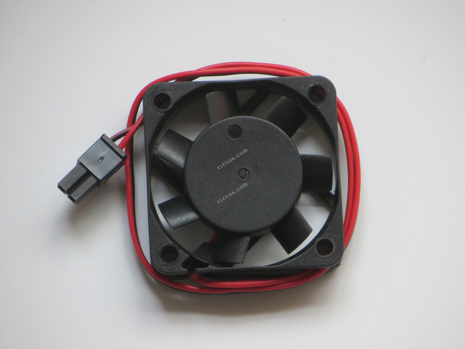 SUNON KDE2404PFVX 11.MS.B1161.A.X.GN 24V 1,9W 2 vezeték Hűtőventilátor, helyettesítő -val/-vel fekete csatlakozó 
