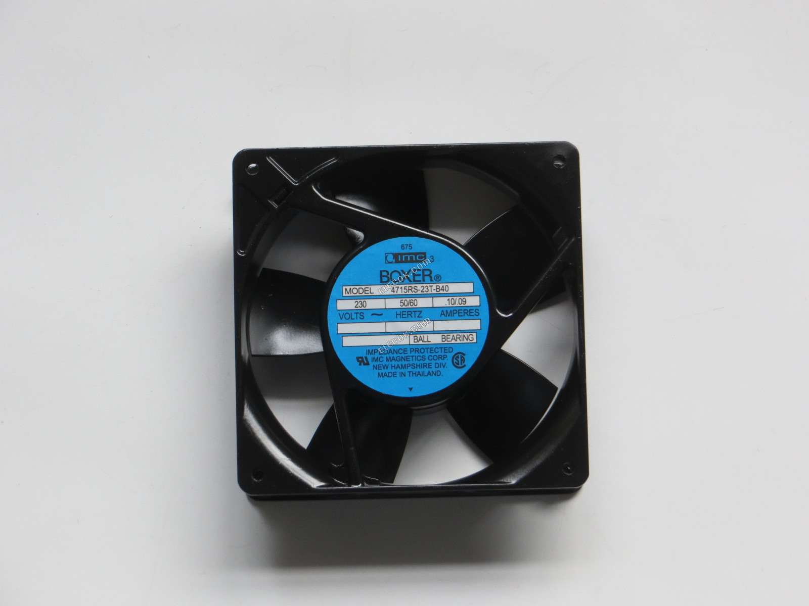 IMC BOXER 4715RS-23T-B40 230V 50/60HZ Hűtőventilátor aljzatos csatlakozással 
