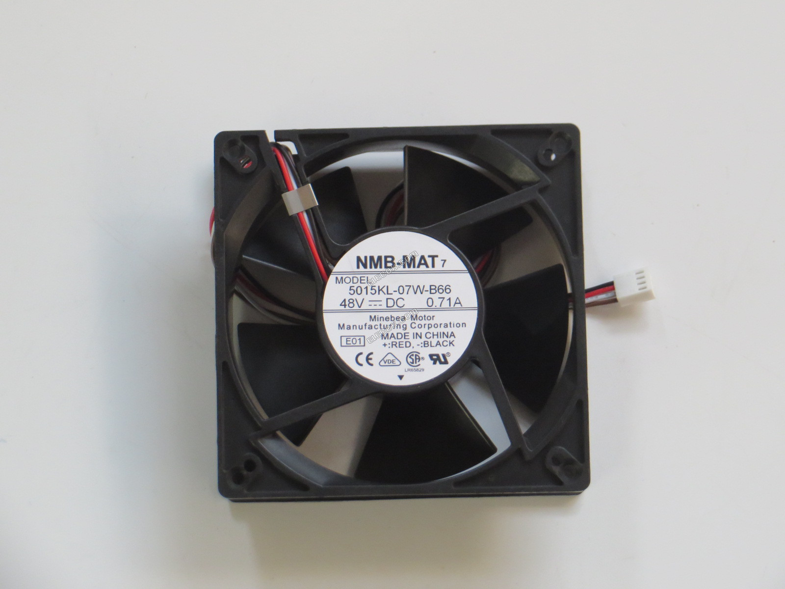 NMB-MAT / Minebea 5015KL-07W-B66 Server - čtvercový Ventilátor E01, sq127x127x38mm, 4 vodiče, 48V 0,71A 