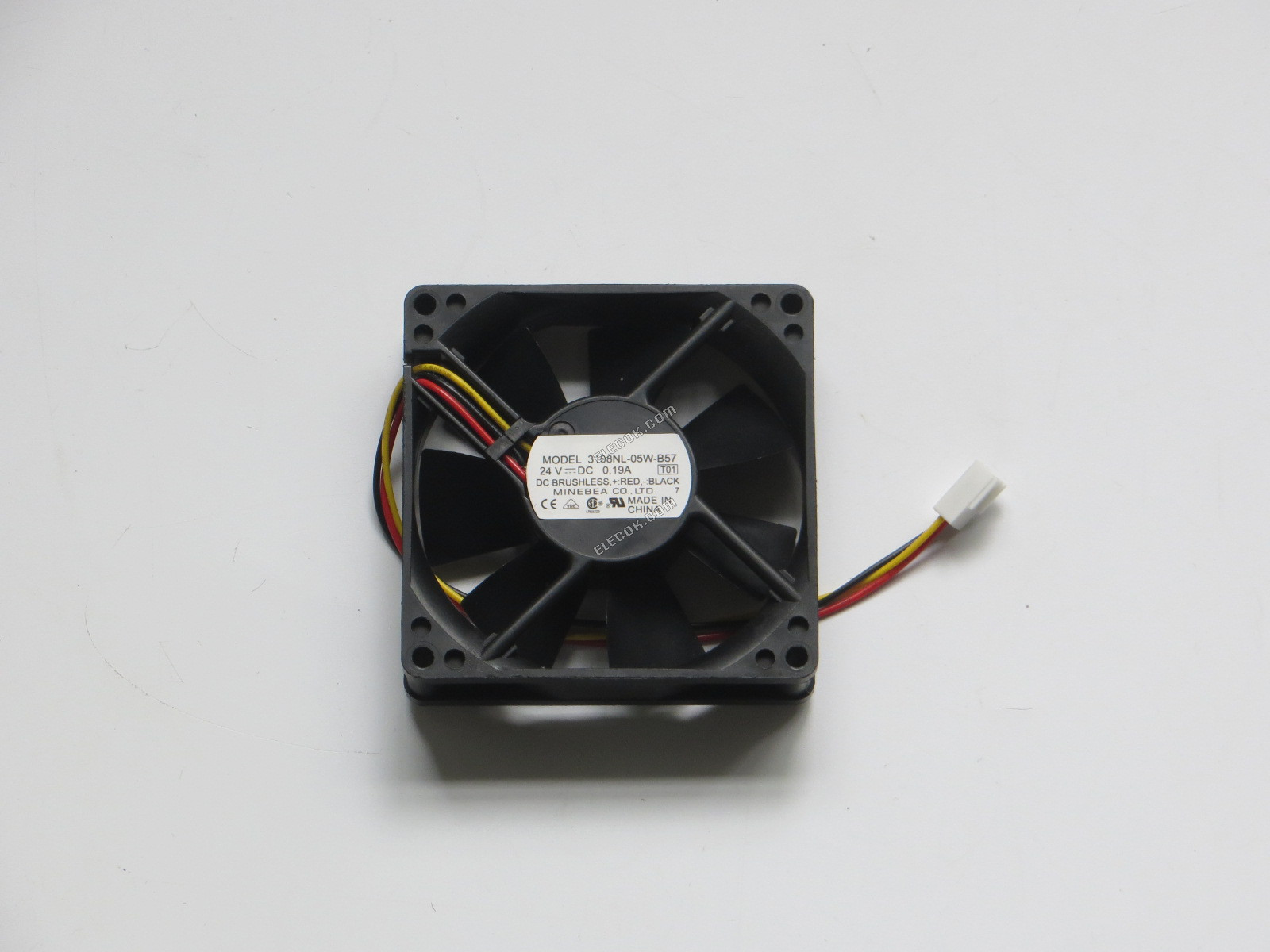 NMB 3108NL-05W-B57 24V 0,19A 3 vezeték hűtőventilátor 