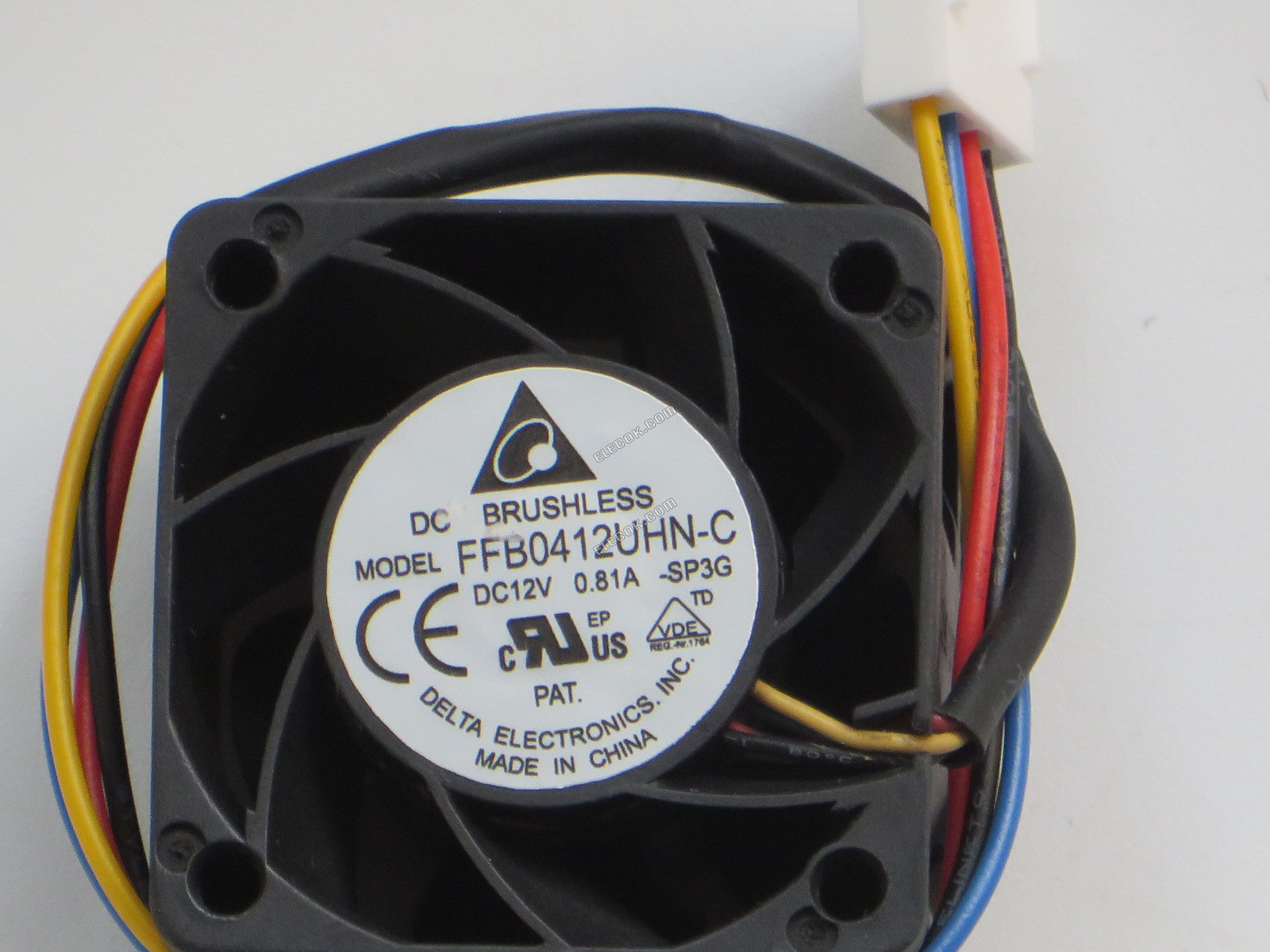 DELTA FFB0412UHN-C 12V 0,81A 4 vezeték Hűtőventilátor 