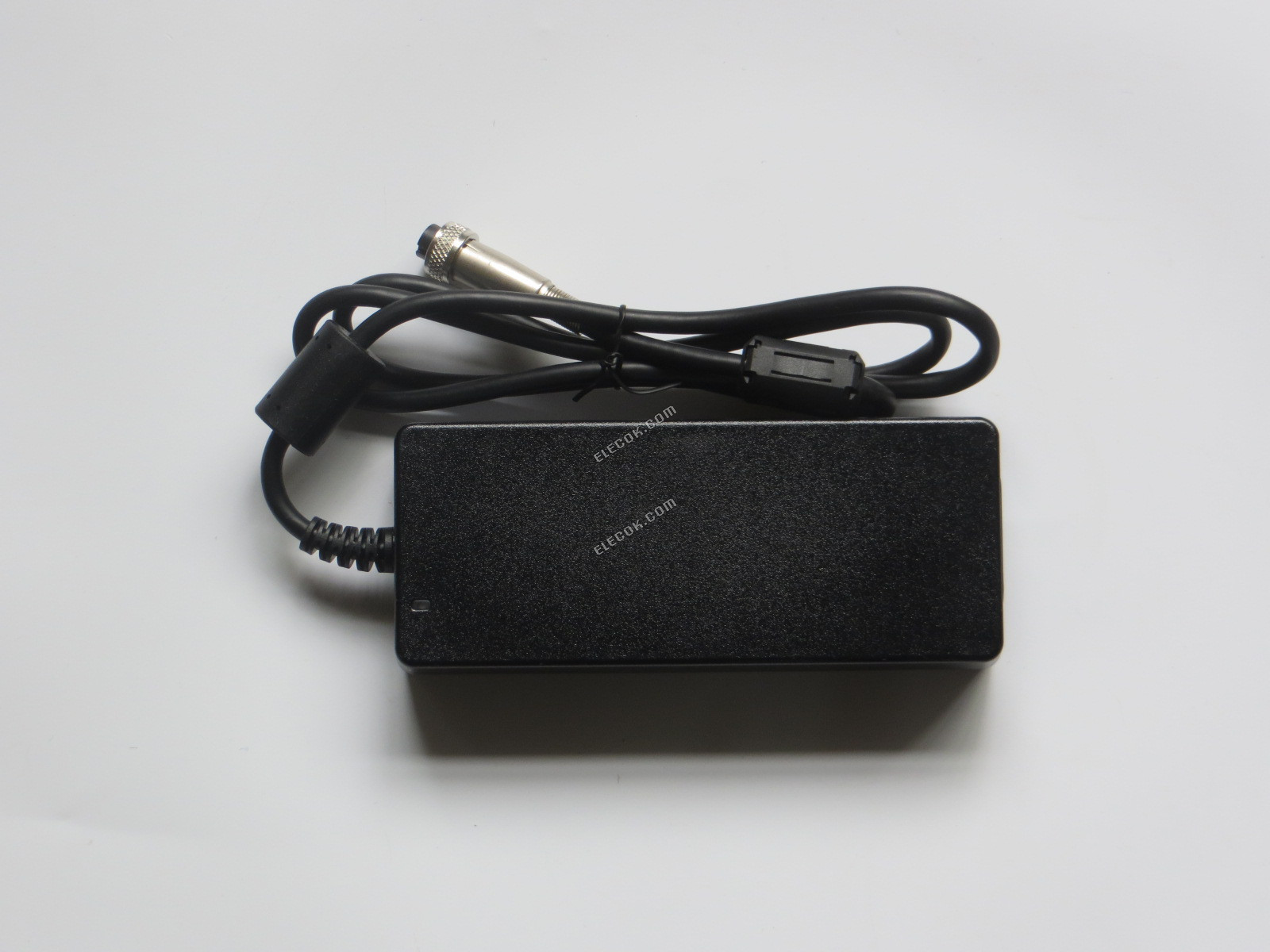STRYKER 0240-031-004 adapter, helyettesítő 