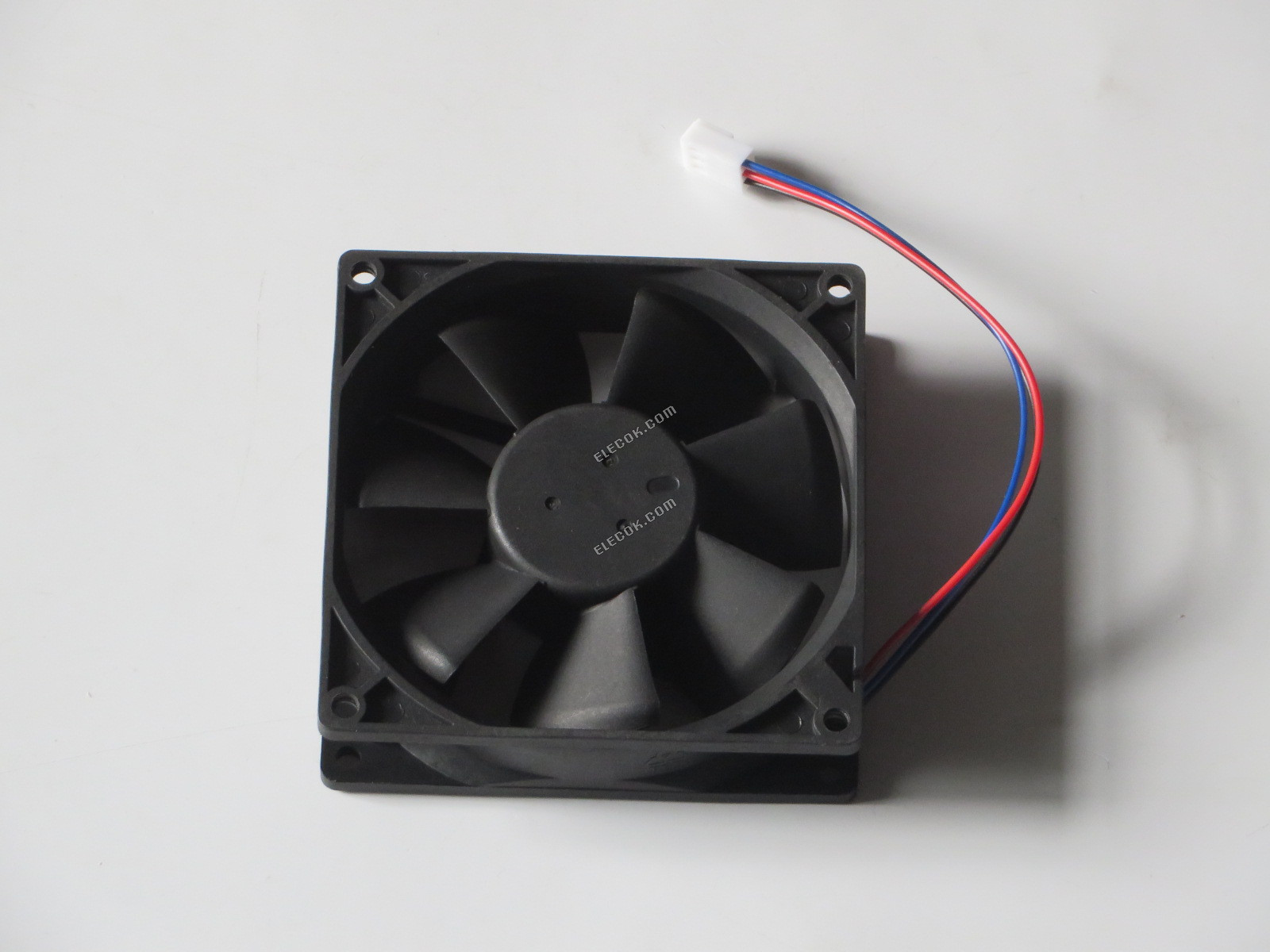 DELTA AFB0924VH-F00 24V 0.40A 3 vezeték Hűtőventilátor 