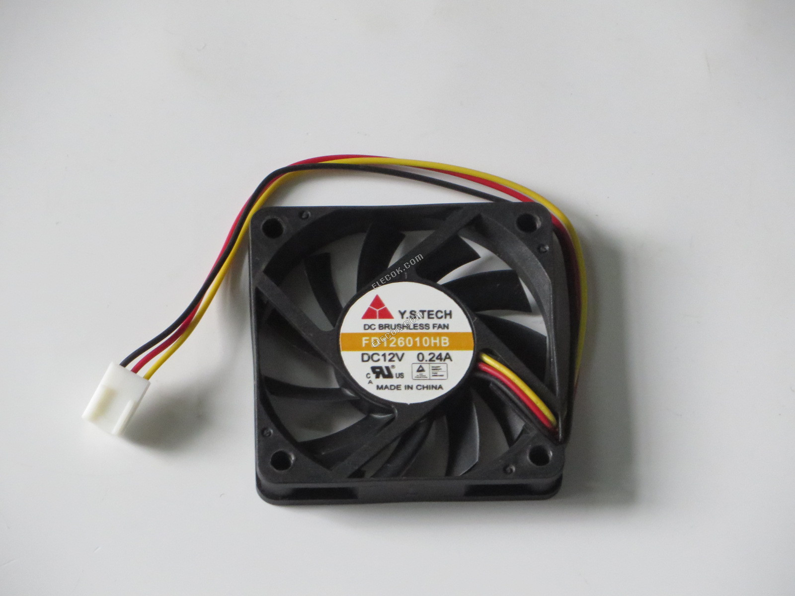 Y.S.TECH FD126010HB 12V 0,24A 3 vodiče chladicí ventilátor repasovaný 