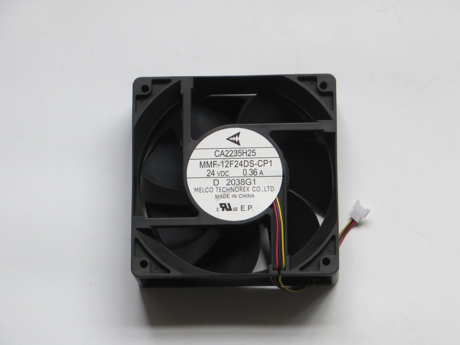 Mitsubishi Ventilátor CA2235H25 MMF-12F24DS-CP1 24V 0,36A 3 vezeték Hűtőventilátor, 7 blades 