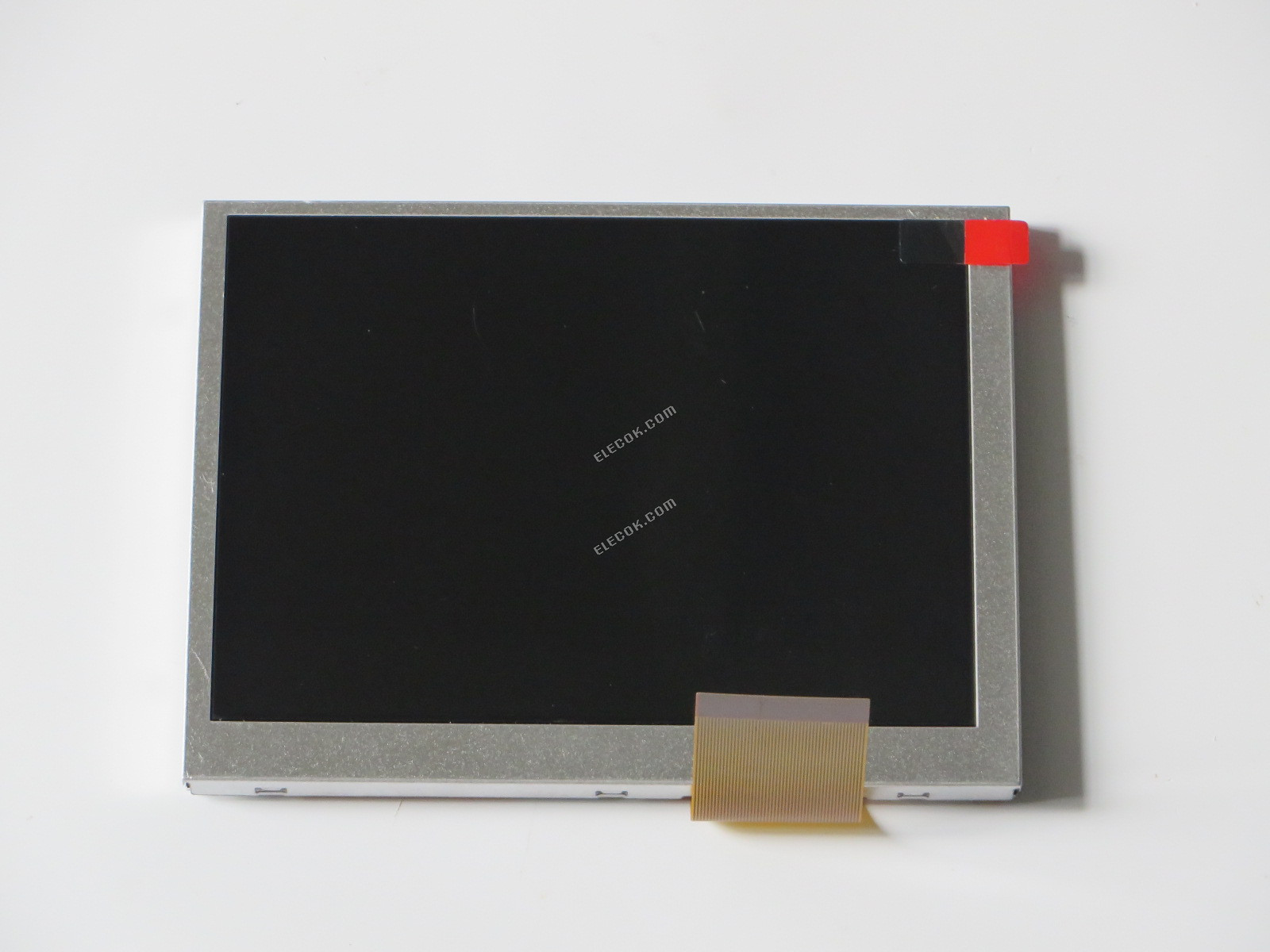 AT056TN52 V.3 INNOLUX 5,6" a-Si TFT-LCD Panel 