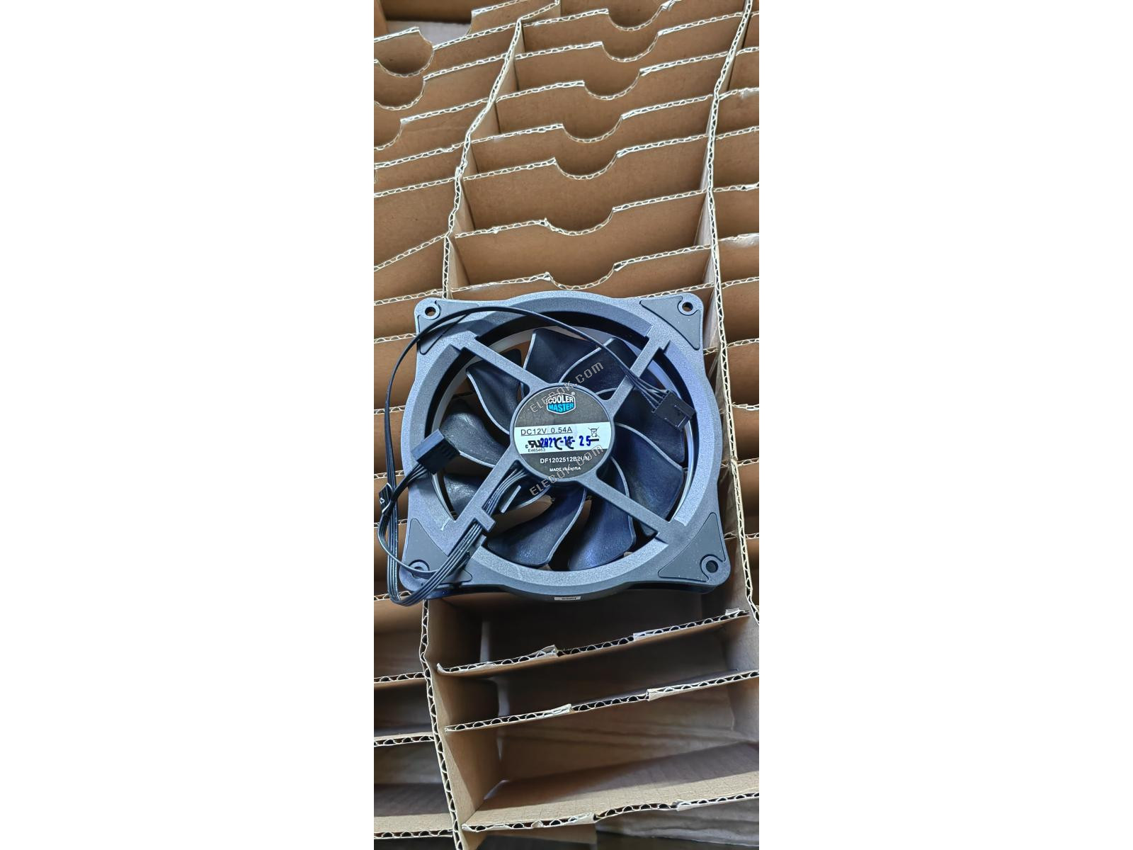 CoolerMaster 12025 12cm 4 vodiče DF1202512B2UN 12V 0,54A 