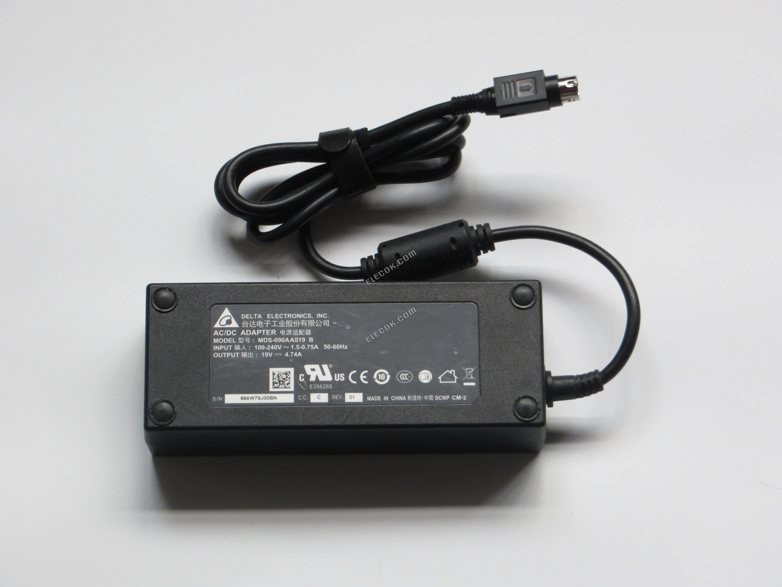 DELTA Delta 19V4.74A MDS-090AAS19 B 4pin, použitý 