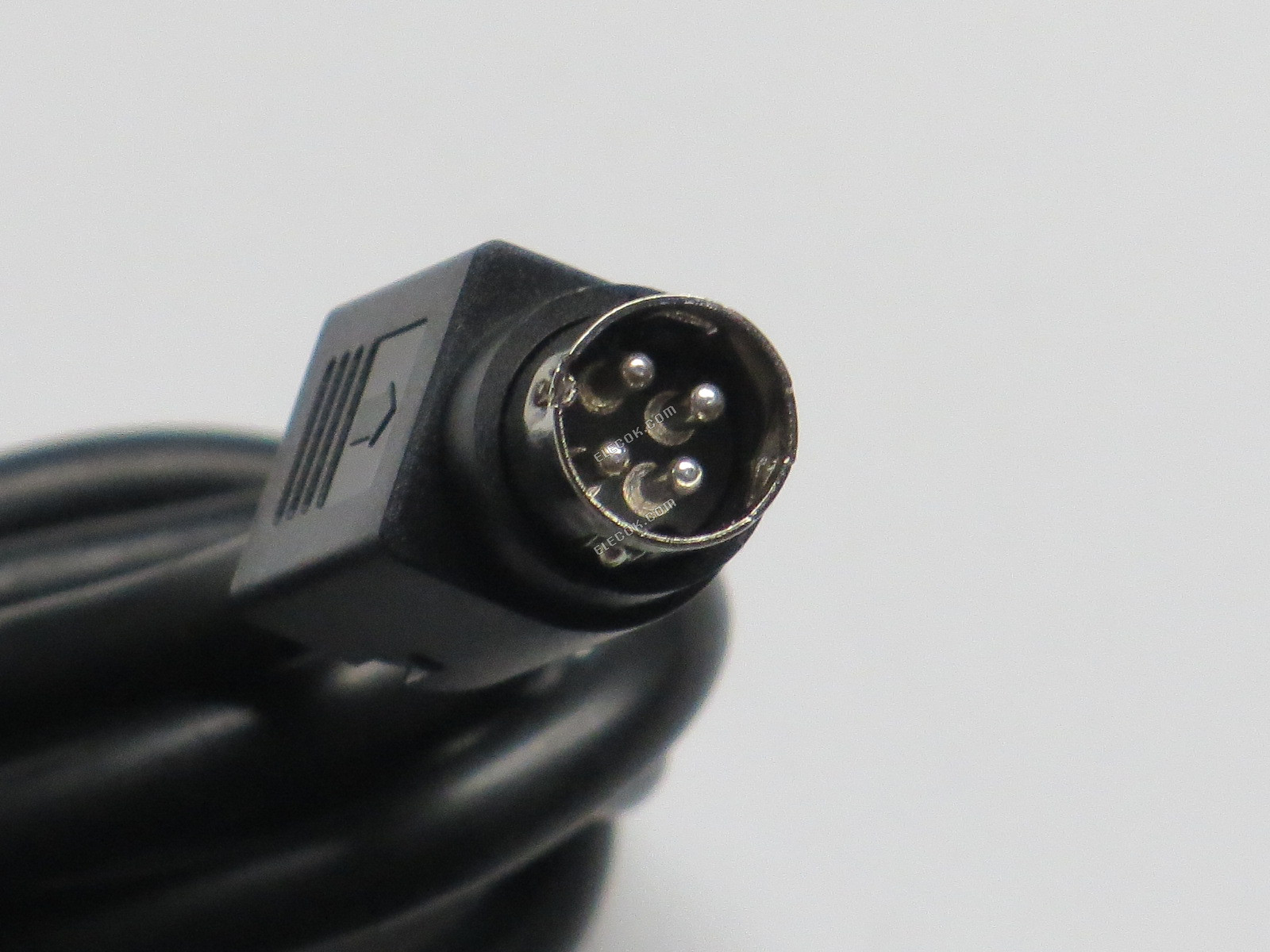 DELTA Delta 19V4.74A MDS-090AAS19 B 4pin, použitý 