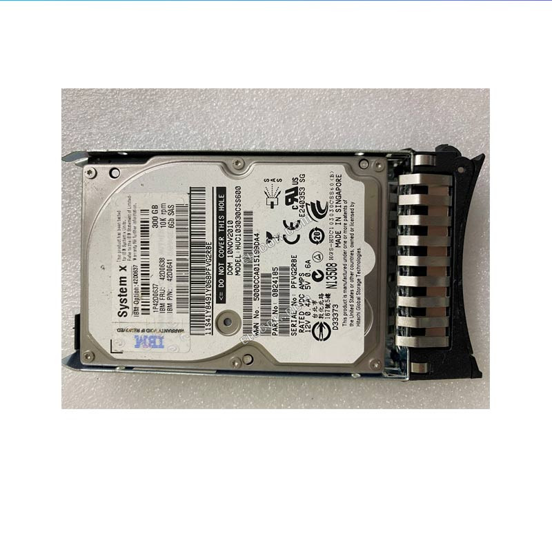 IBM 90Y8878 HUC103030CSS600 0B25645 300G 10K SAS server hard drive