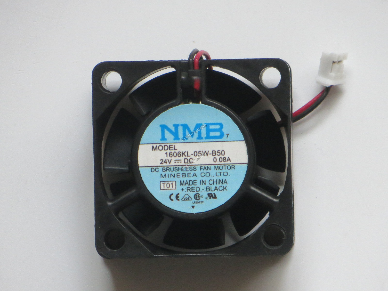 NMB 1606KL-05W-B50-T01 24V 0,08A 2 vezeték Ventilátor 