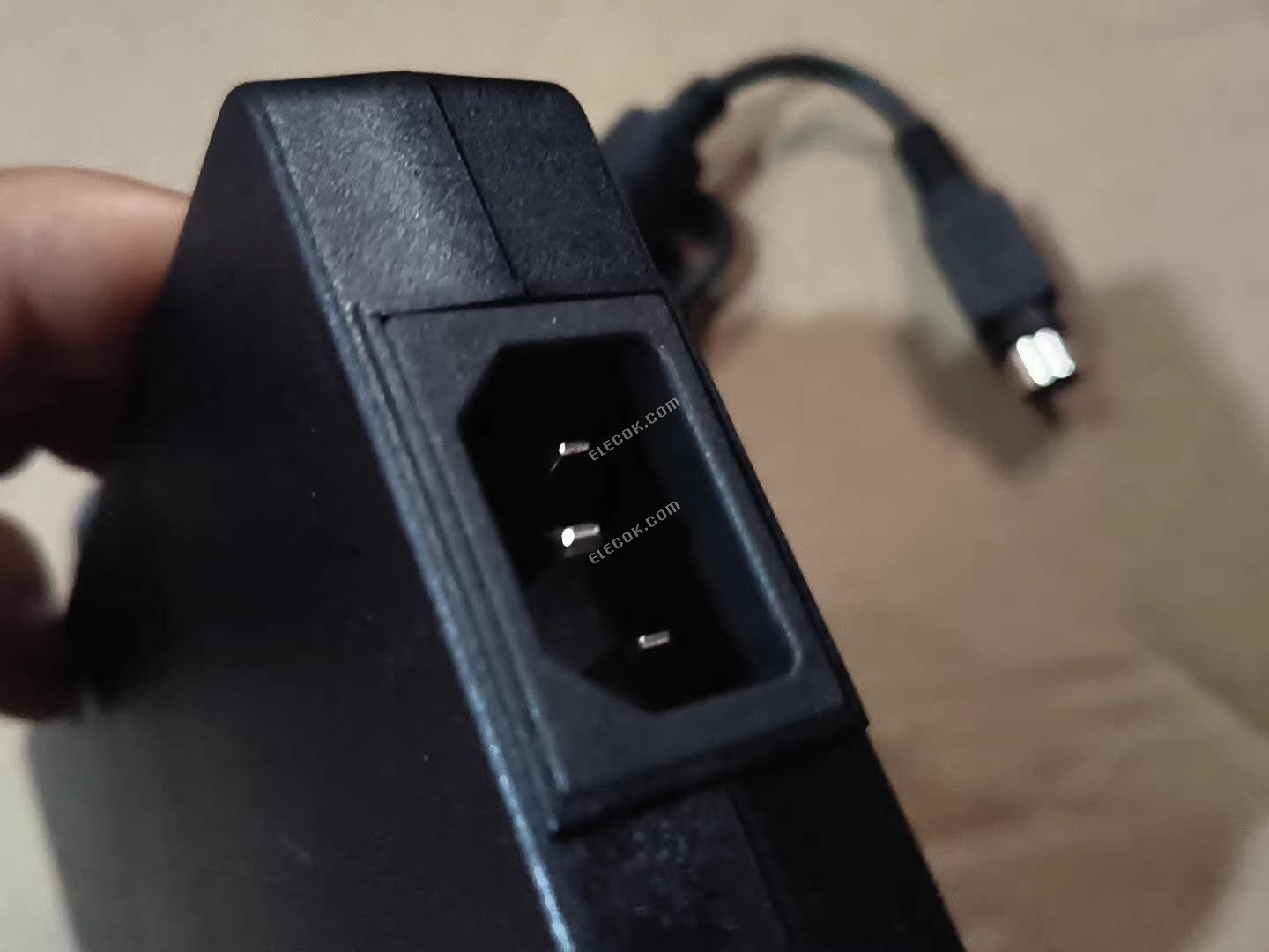 FSP FSP180-AAAN3 24V 7,5A 180W 4PIN AC Spínaný Napájecí Adaptér Pro Napájecí Zdroj Charger 