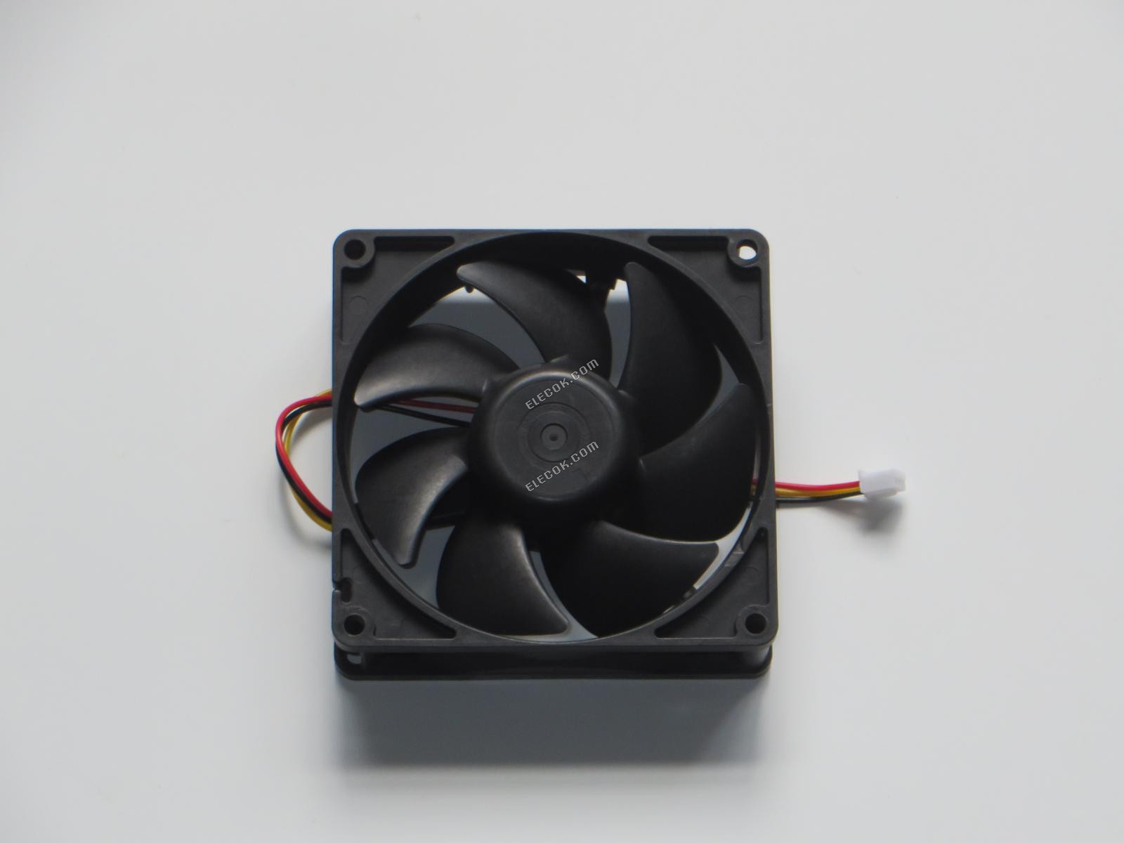 Sanyo 9A0912S4D04 12V 0,27A 3 vezeték Hűtőventilátor 