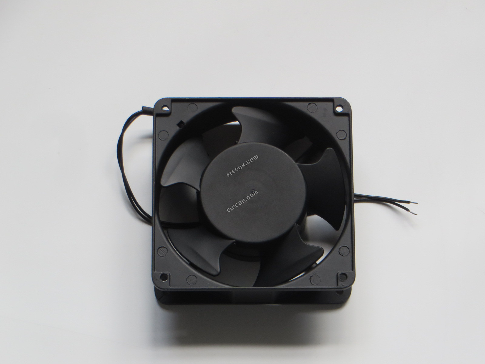 SEADA SA1238A2HBT 220-240V 50/60HZ 0,09A 2 vodiče Ventilátor 