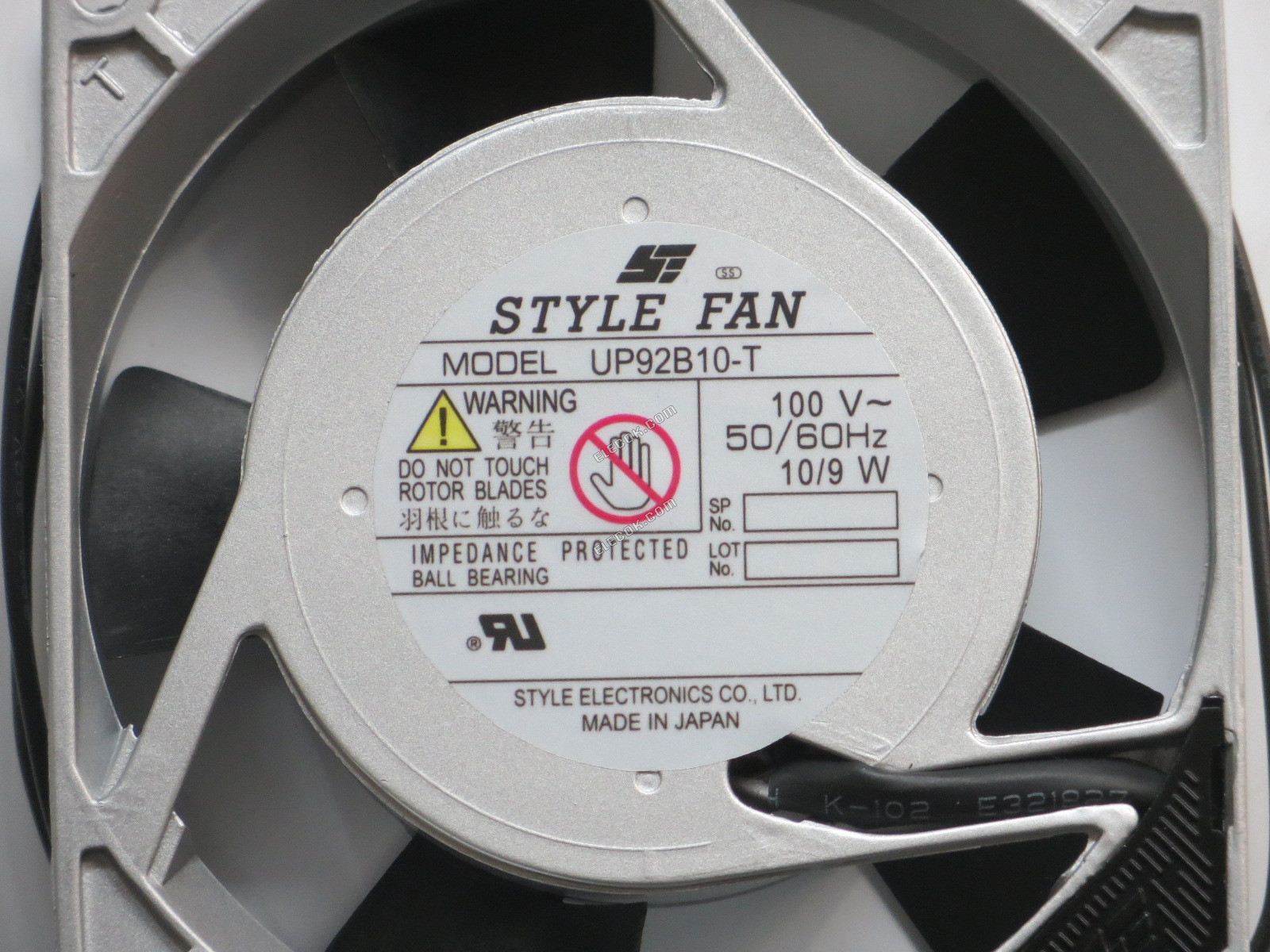 STYL UP92B10-T 100V 10/9W 2 vodiče chladicí ventilátor 