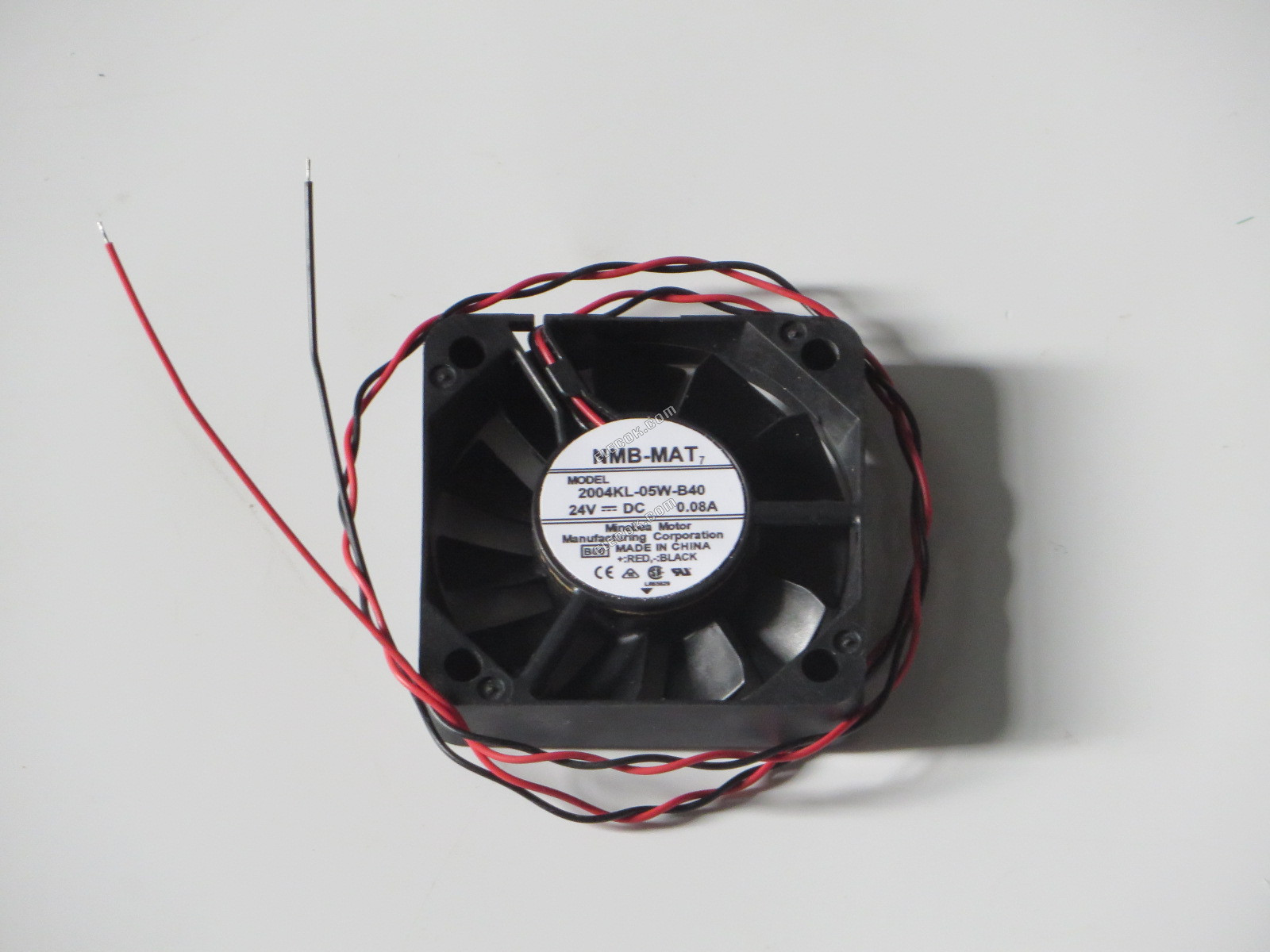 NMB Technologies 2004KL-05W-B40-B00 DC Ventilátorok 