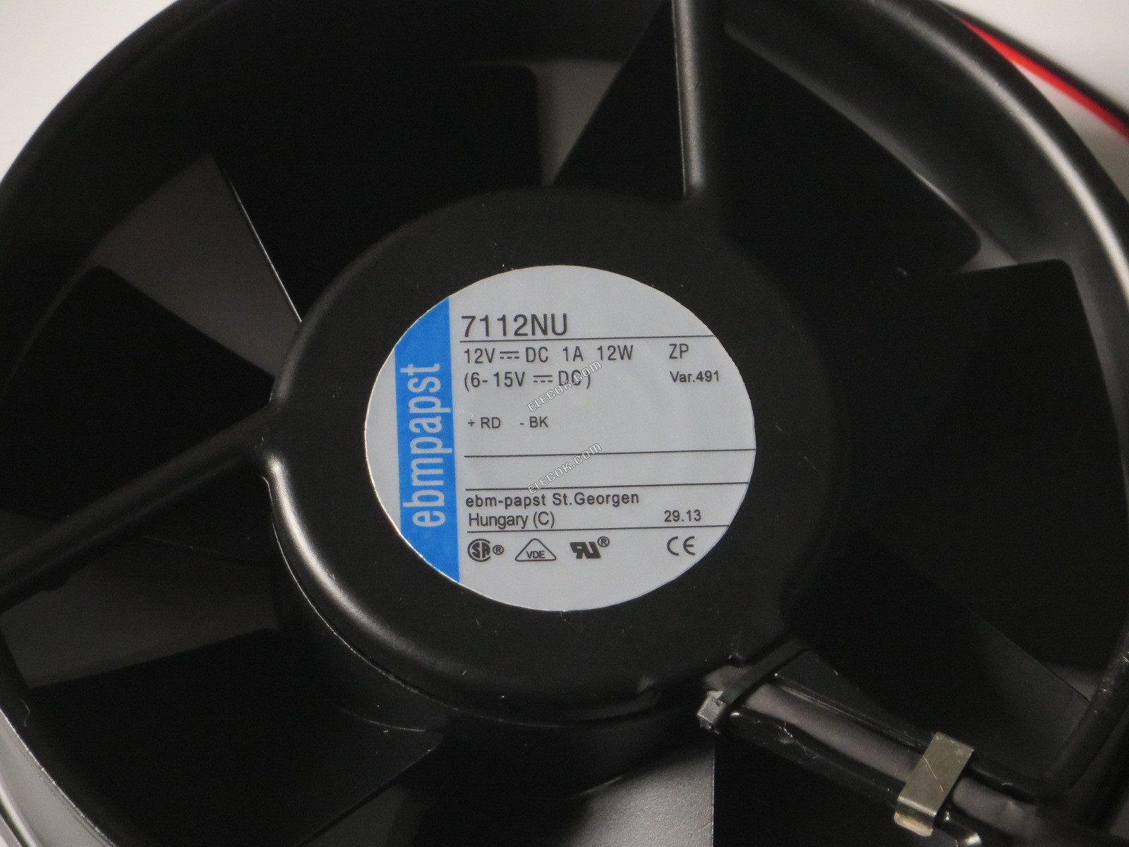 EBMPAPST 7112NU 12V 12W 2 vodiče chladicí ventilátor, Repasovaný 