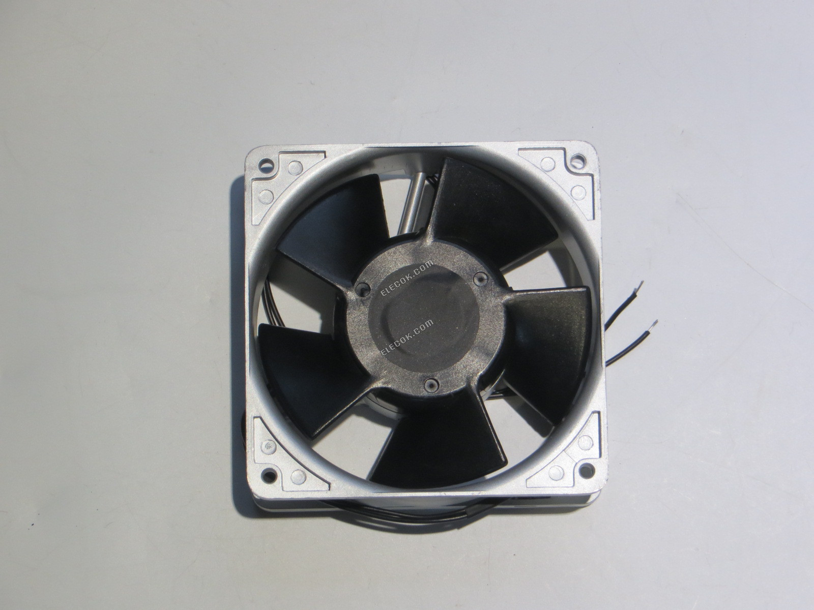 ROYAL UTL125C [A59] 200VAC 50/60HZ 15/14W 2 vodiče Chladicí Ventilátor 
