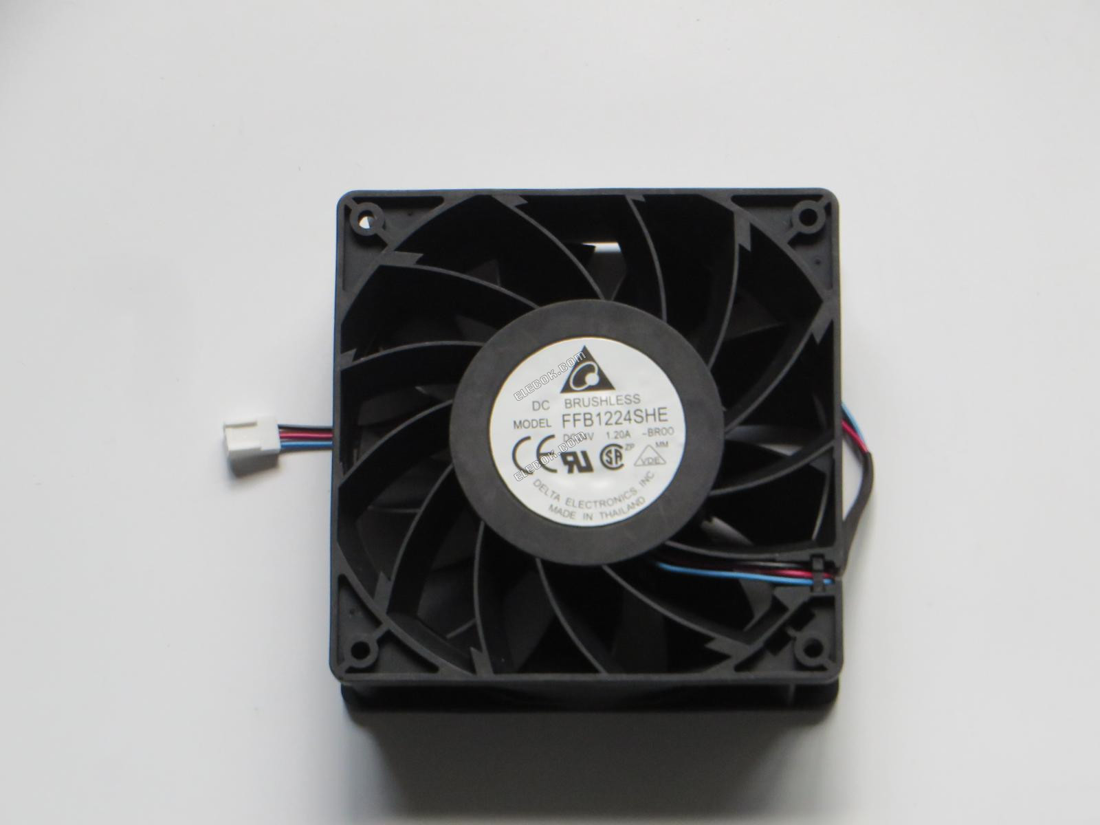 DELTA FFB1224SHE-BR00 24V 1,2A 3 vezeték Hűtőventilátor felújított 
