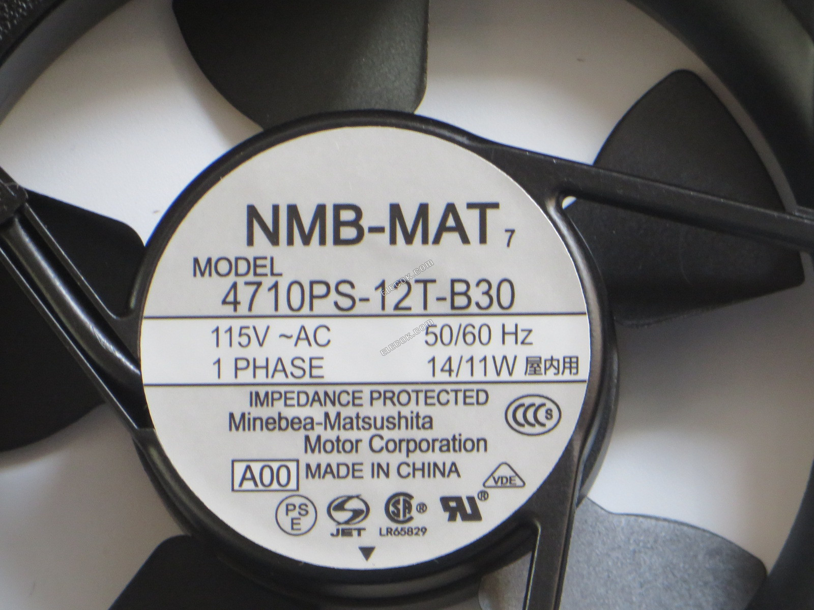 NMB 4710PS-12T-B30 115V 14/11W Hűtőventilátor 
