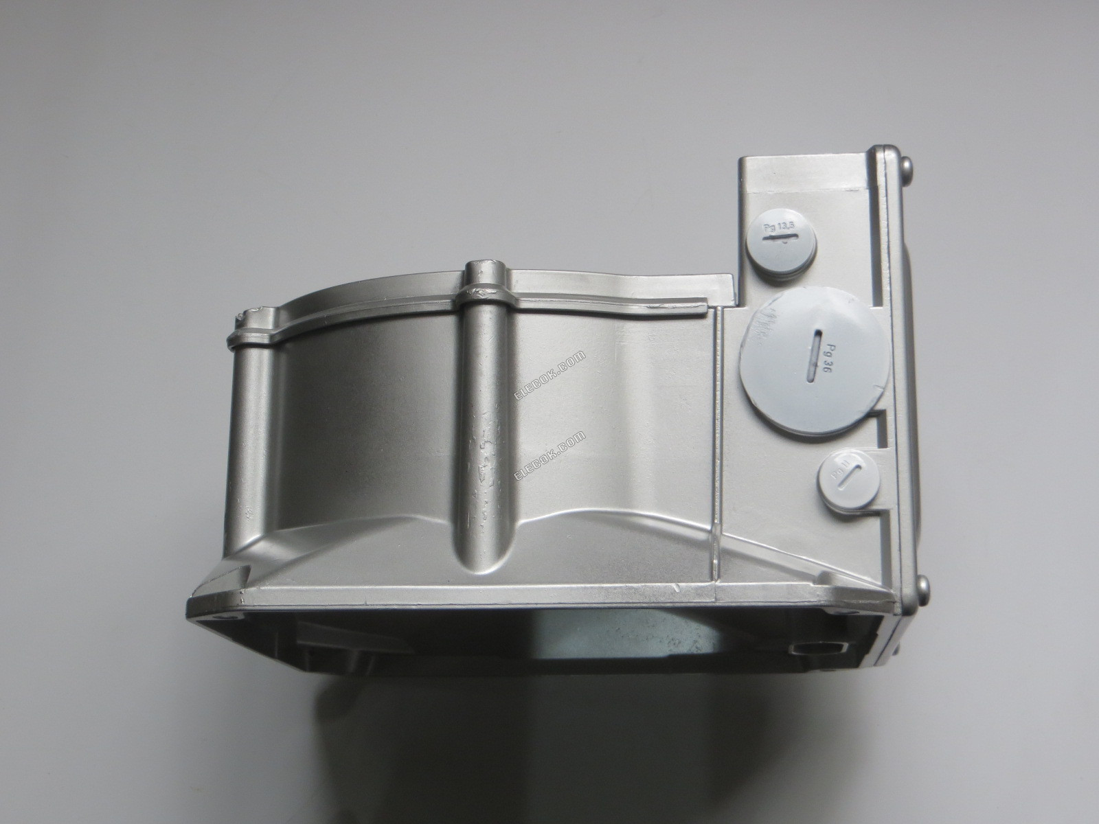 Ebmpapst W2D210-EB10-12 400/480V 50/60HZ 89/130W Ventilátor, felújított 