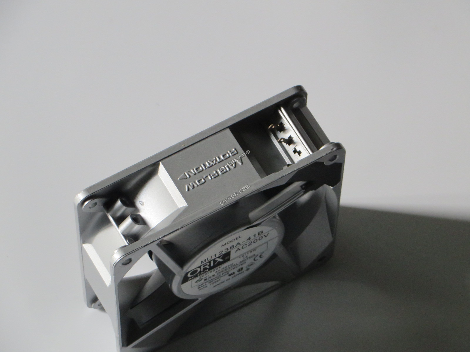 ORIX MU1238A-41B 200V 0,12/0,11A 14/13W Chladicí Ventilátor, repasovaný 