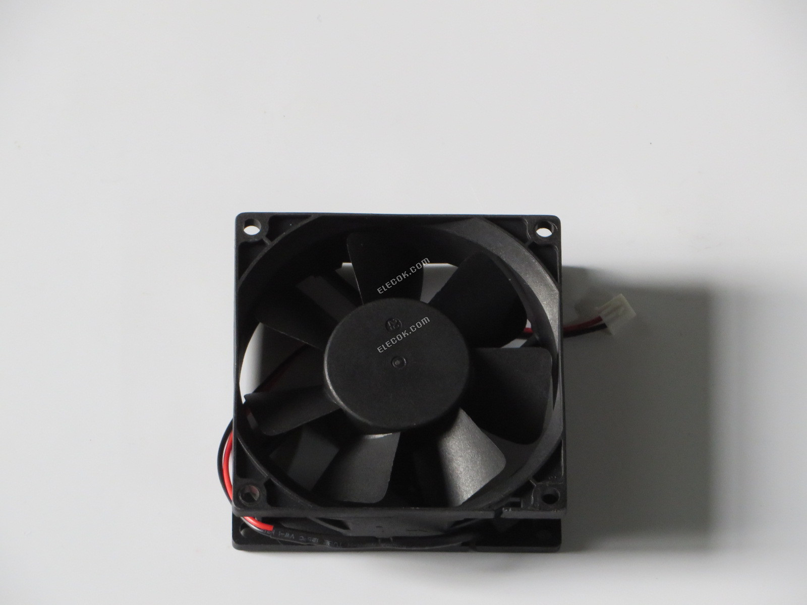 ADDA AD0824UB-A71GL 24V 0,26A 2 vodiče Chladicí Ventilátor 