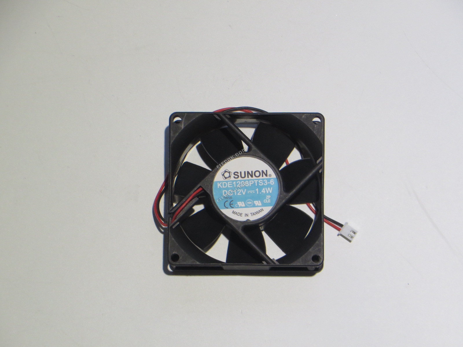 Sunon KDE1208PTS3-6 12V 120mA 1,4W 2 vezeték Hűtőventilátor 