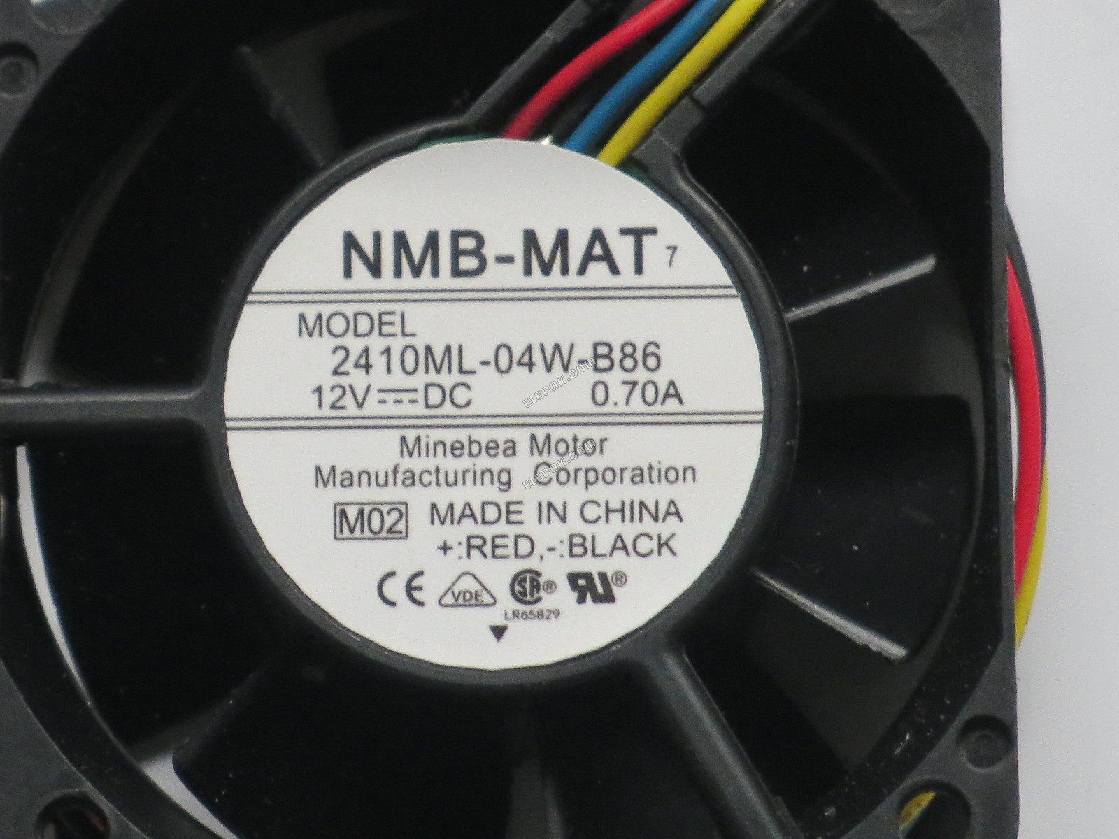 NMB 2410ML-04W-B86 12V 0,7A 4 vezeték Hűtőventilátor 