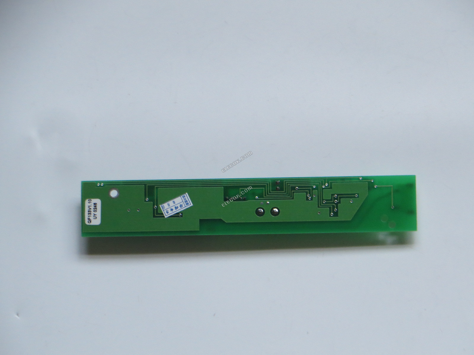 CAUTION E171781 S QF133V1 Inverter csatolófelület 