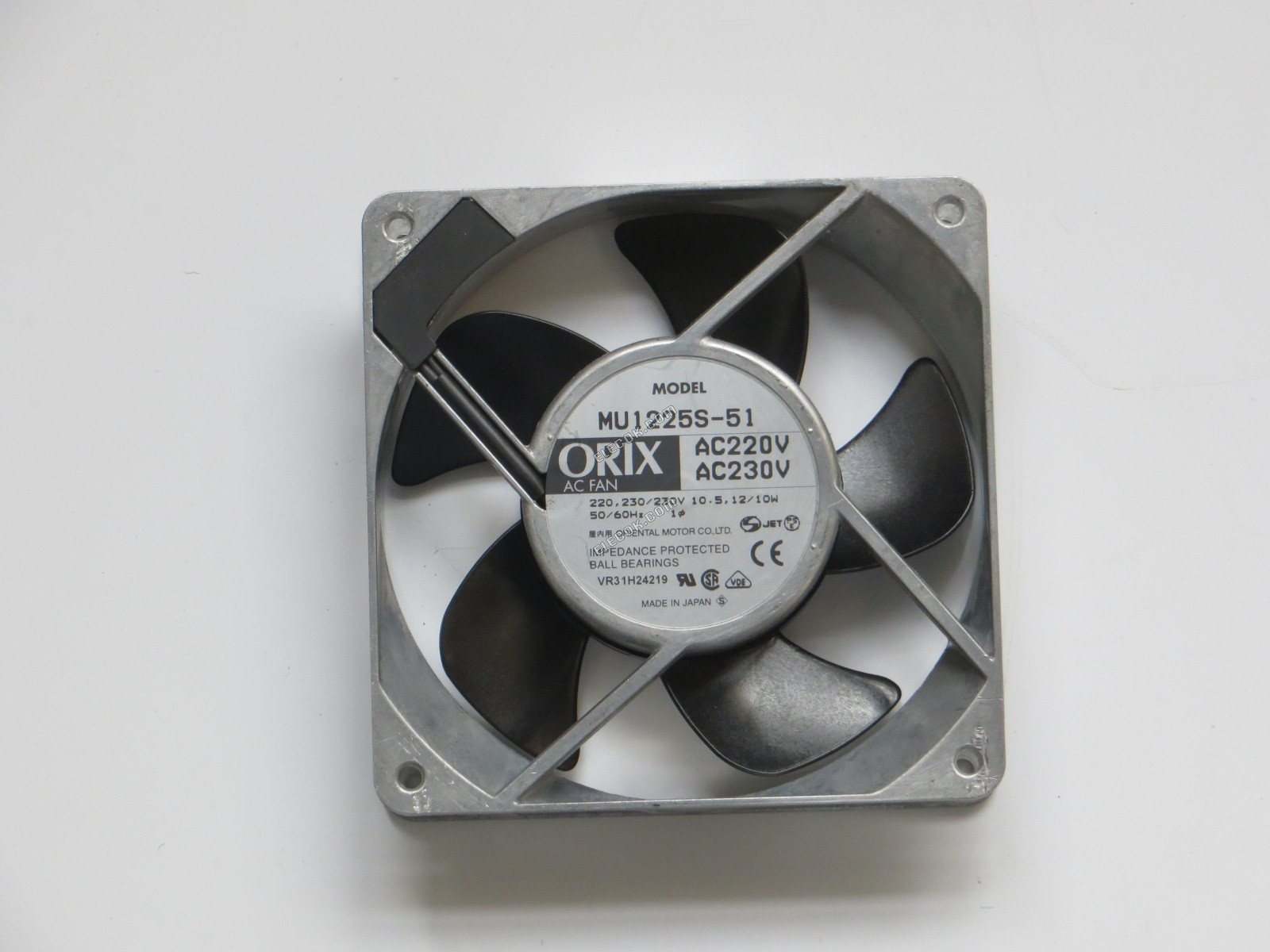 ORIX MU1225S-51 VáLTóáRAM 220/230V 50/60HZ Hűtőventilátor aljzatos csatlakozással felújított 