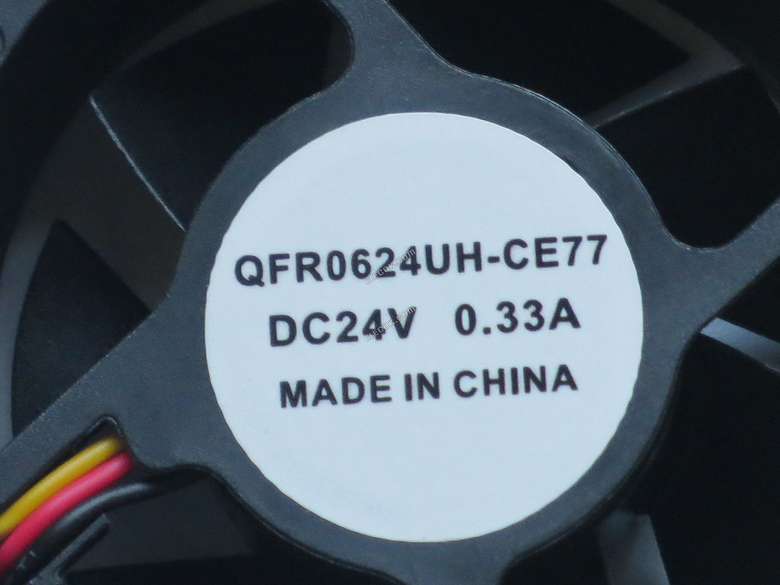 DELTA QFR0624UH-CE77 QFR0624UHCE77 24V 0,33A 3 vezeték Hűtőventilátor helyettesítő 