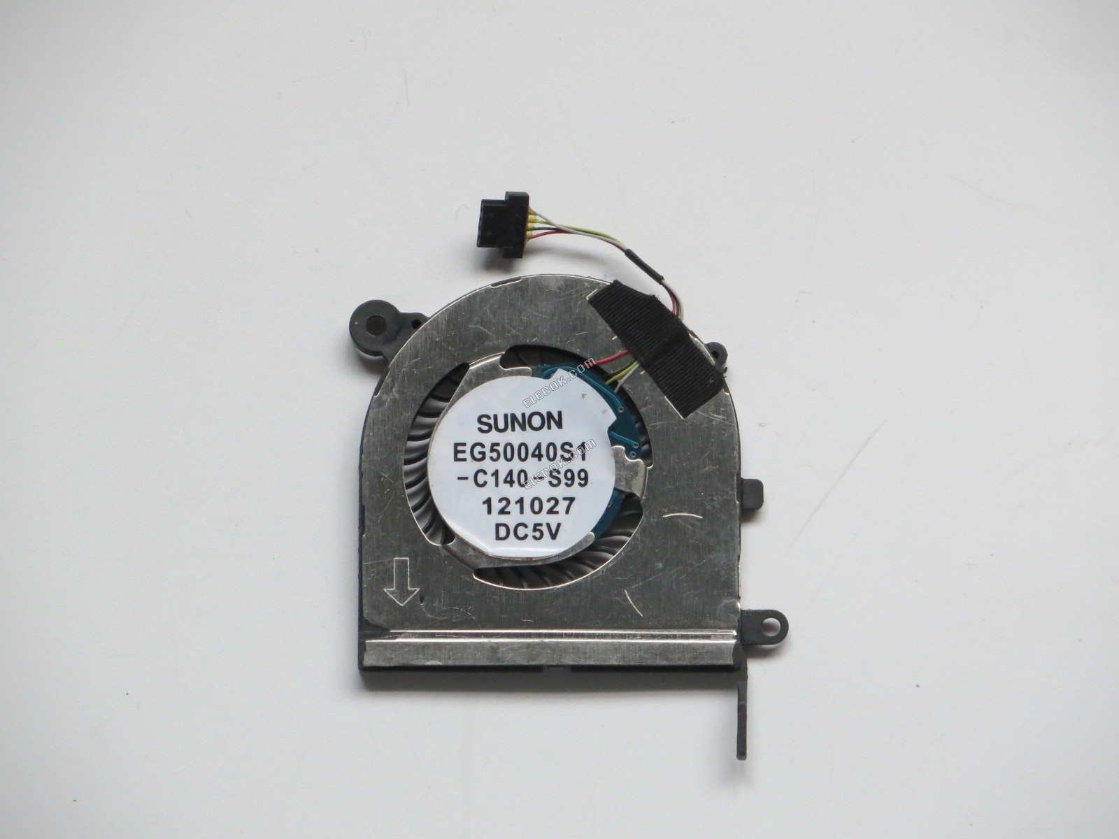 SUNON EG50040S1-C140-S99 Chladicí Ventilátor DC 5V 2.50W Bare Ventilátor 4 vodiče, použitý 